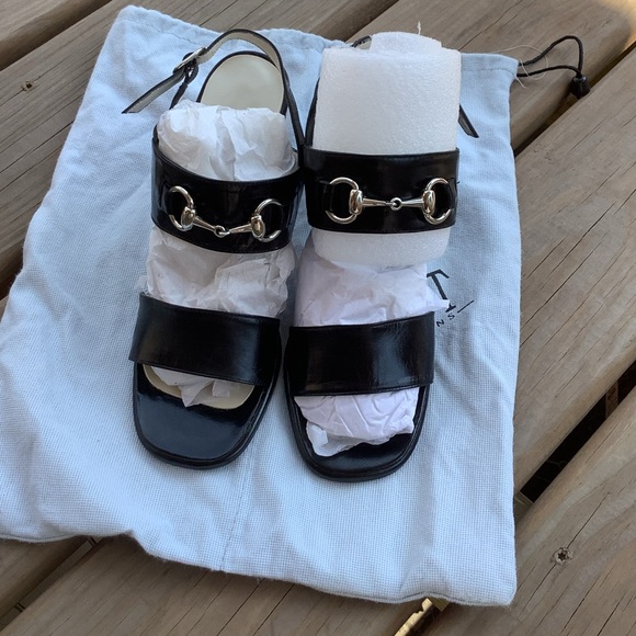 Stylish chunky heel sandals 🌹🌹 - Picture 5 of 14